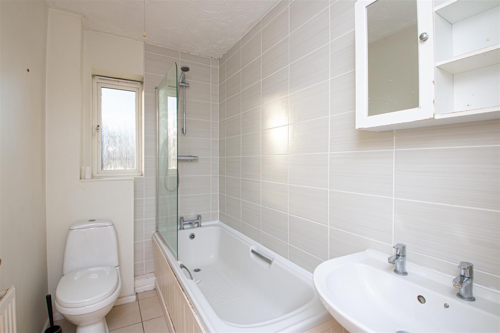 2 bed property in Sorrell Drive, Milton Keynes